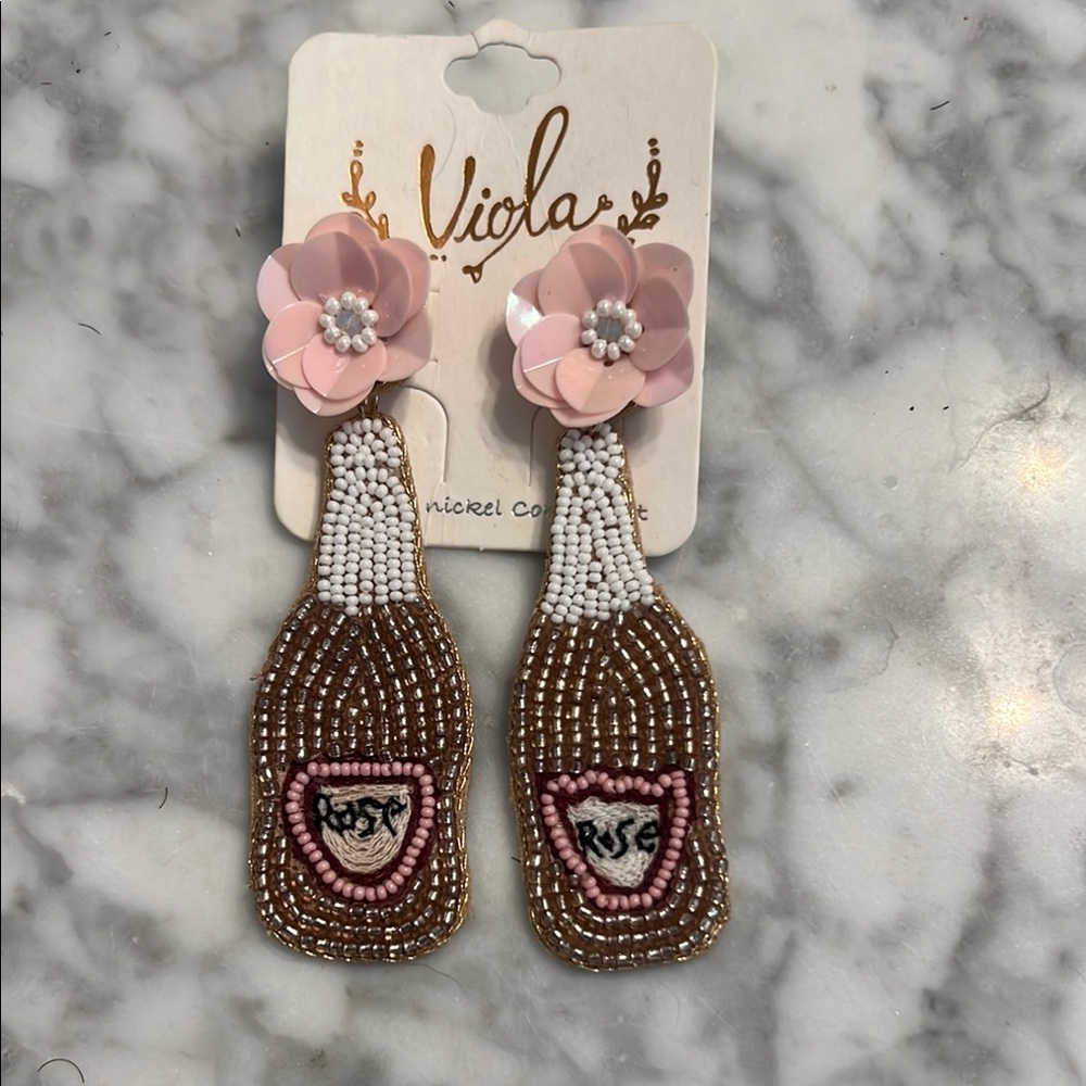 Rosé beaded earrings